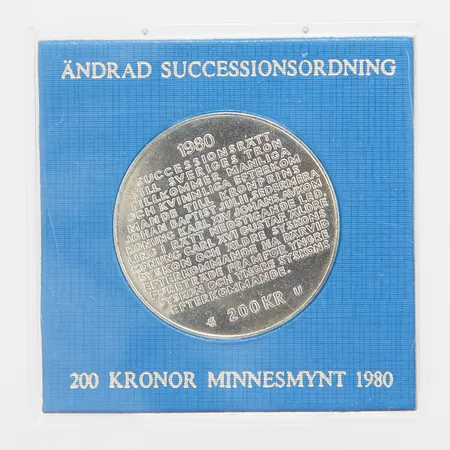 Minnesmynt, Ø36mm, Sveriges Konung Carl XVI Gustaf - För Sverige i tiden, Ändrad successionsordning, år 1980, nominellt värde 200kr, silver 925/1000, plastetui Vikt: 26,8 g