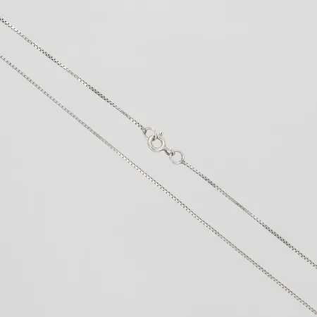 Silverkedja, Venezia, längd: 42cm, bredd: 0,8mm, 925/1000 Vikt: 1,7 g