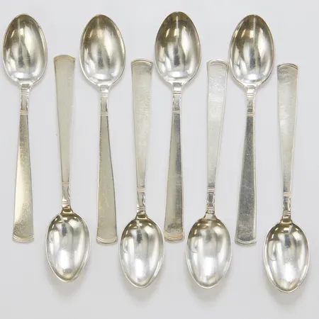 8 Kaffeskedar, modell: Rosenholm, längd: 108mm, repiga, 830/1000 Vikt: 105,2 g