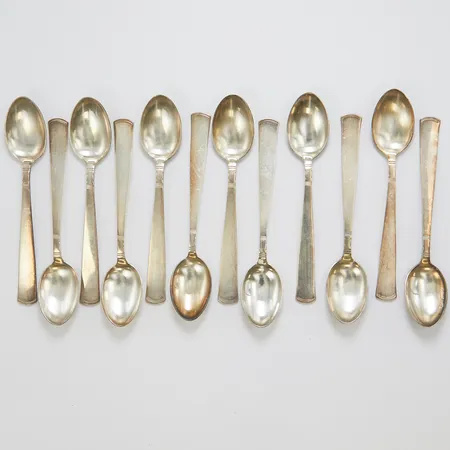 12 kaffeskedar Rosenholm, 10,9cm, repiga, silver 830/1000, 146,6g Vikt: 146,6 g