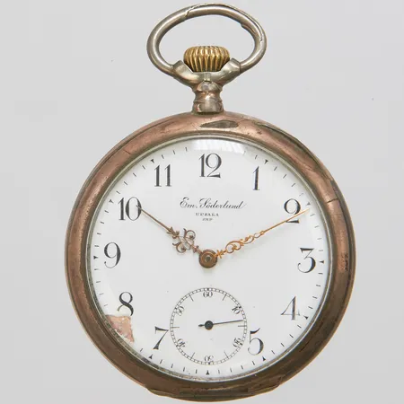 Fickur märkt Em. Söderlund Uppsala, Omega, skadad urtavla, boettnr: 3883338, silver, bruttovikt 91,1g