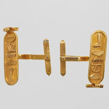 Manschettknappar, kartuscher med hieroglyfer, 30,7x10,3mm, egyptiska stämplar, 18K Vikt: 9,5 g