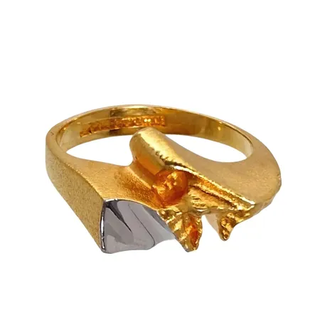 Ring "Episode", 18K guld, Platina, LAPPONIA FINLAND, Björn Weckström, tillverkad 1997, Ø17,0 mm, bredd 2-10 mm, mycket fint skick Vikt: 5,4 g
