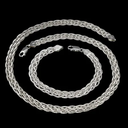 SET - Guldfynd, Halsband + Armband, silver 925/1000, flätad modell, längd 45,5 resp. 19 cm, bredd 7 mm, fint skick Vikt: 25,6 g