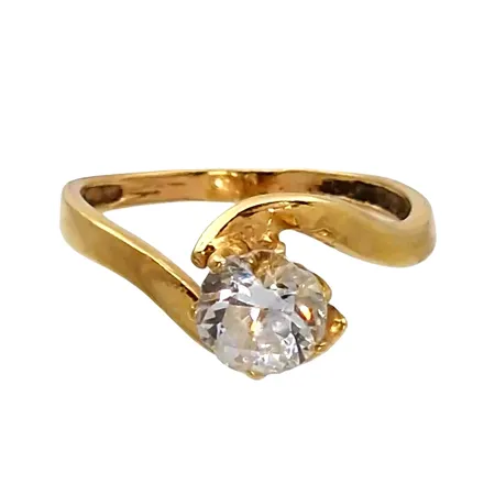 Ring, 14K guld, vit sten, defekter Vikt: 1,7 g