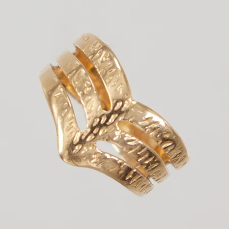 Ring stl 19, bredd 5,5-12mm, 18K Vikt: 4 g