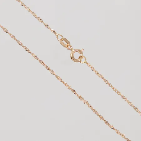 Kedja, Singapore, 37,5cm, bredd 1mm, smärre ojämnheter, lätt missfärgning, GHA, 18K  Vikt: 1,2 g