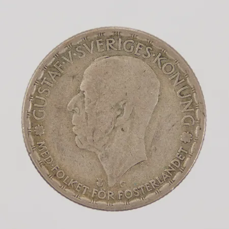 Silvermynt 1kr Gustaf V 1942, 40% silver  Vikt: 6,9 g