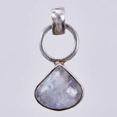 Hänge med sten, längd ca 30mm, bredd ca 15mm, silver Vikt: 4,8 g