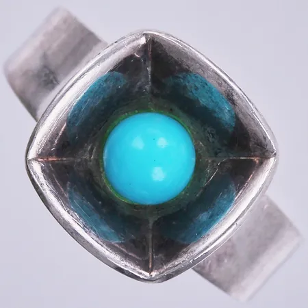 Ring med turkos, stl: 16, bredd ca : 3-5mm,  Ø 12mm, silver 830/1000 Vikt: 3,8 g