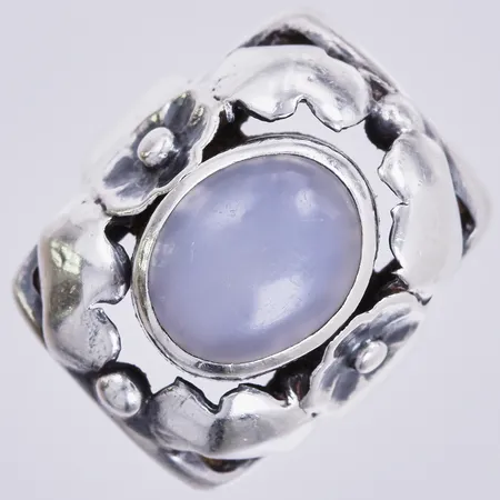 Ring med sten, Gussi-Smycken Ab 1954, stl: 17 ¾, bredd ca 4-22mm, silver Vikt: 9,4 g