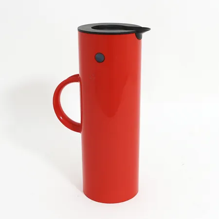 Kanna Stelton, Design Erik Magnussen, höjd: 30cm, röd, Made in Denmark, bruksslitage Skickas med paket.