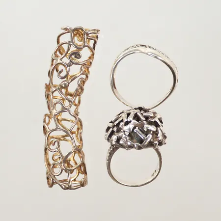 Ringar, del av smycke, silver, 925/1000 Vikt: 20,7 g