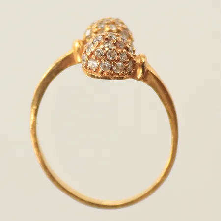 Ring med bollar och vita stenar,stl 18½, skev skena, 21K Vikt: 4 g