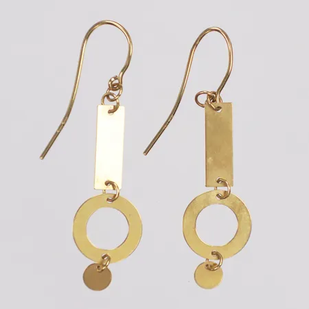 Ett par örhängen, Guldfynd, 40mm, saknar stoppar, 18K  Vikt: 1,2 g