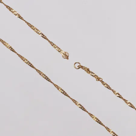 Kedja, Singapore, ca 46cm, saknar lås, 18K  Vikt: 3,5 g