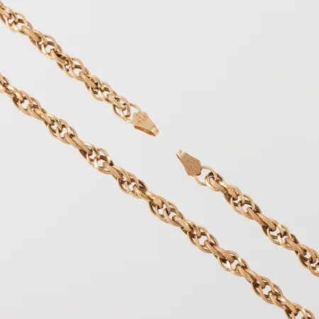 Collier, längd 42 cm, bredd 4.6 mm, lås saknas, 18k. Vikt: 11 g