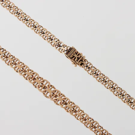 Collier X-länk, slitage vid låset, J&A Köping, längd ca 42.5 cm, bredd 5.8-8.1 mm, 18k. Vikt: 18,4 g