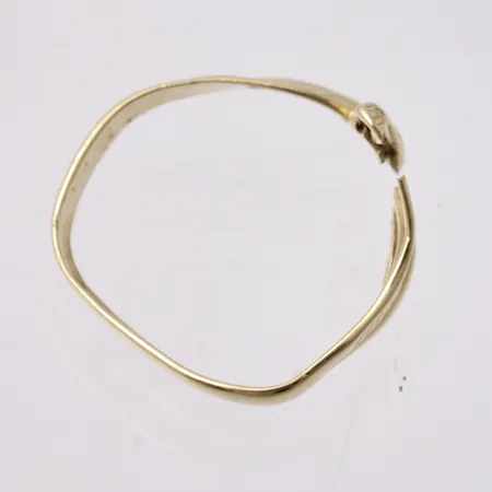 Diverse defekt guld, 14K, vikt 2,2g.