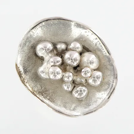 Ring Magnus G:son Liedholm, stl: 16¼, skenans bredd: 5mm, ovandel: 22x28mm, signerad, silver 925/1000 Vikt: 16,4 g