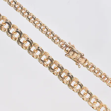 Collier Bismarck, doserad, bredd 4-7 mm, längd 43 cm, 18K. Vikt: 19,9 g