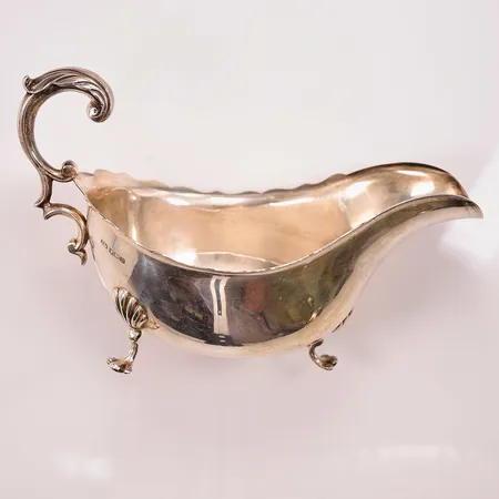 Såskanna, höjd ca 12cm, engelska stämplar, E.J Fairbairns Wormwood STEC, tillverkarstämpel "HW", 925/1000 Silver 273,7g.