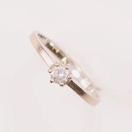 Ring, diamant 0,28ct, Ø18¼, bredd:5mm, 18K 2,8g.