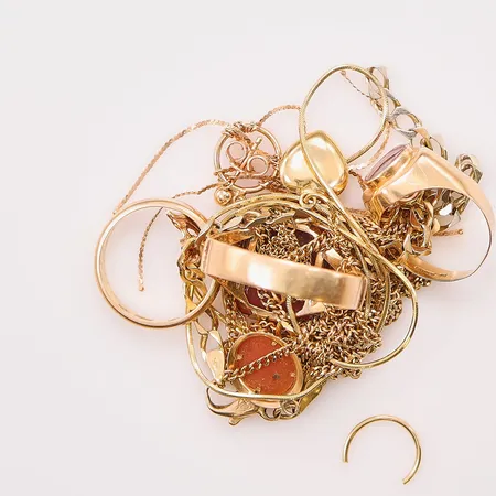 Diverse guld, defekt, 18K 34,1g.