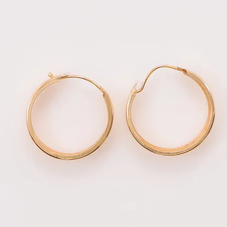 Ett par örhängen, 17mm, 18K 1,5g.