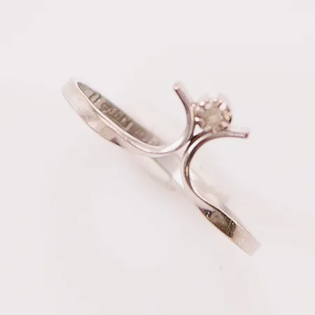 Ring, Ø17¾, diamant ca 0,01ct, 18K 1,1g.