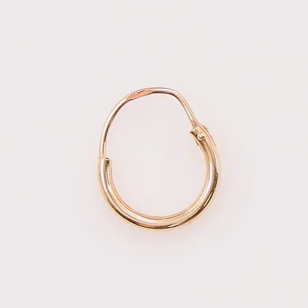 Omaka örhänge, 14K 0,3g.