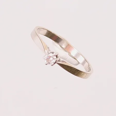 Ring, diamant ca 0,10ct, Ø18, bredd:4mm, 18K 1,9g.