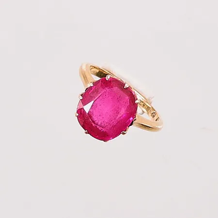 Ring, Ø14, bredd:11mm, röd sten, 18K 3,0g.