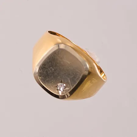 Ring, diamant ca 0,02ct, Ø17¼, bredd:12mm, 18K 4,5g.