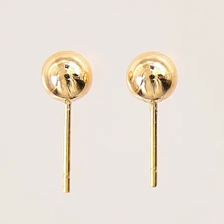 Ett par örhängen kulor, Ø4,8mm, saknar snurrebussar, 18K  Vikt: 0,4 g
