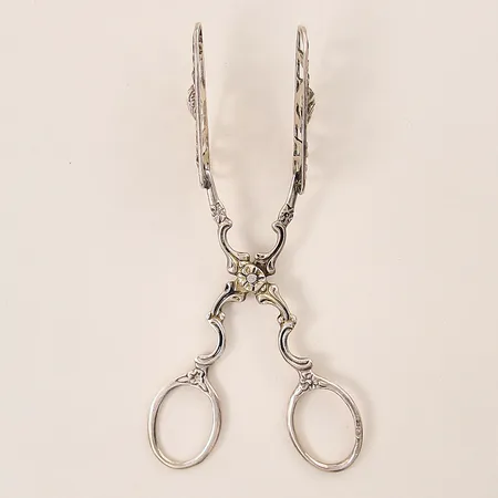 Kaktång, längd 12,5cm, modell Rosen, GEWE, silver 830/1000 Vikt: 23,3 g