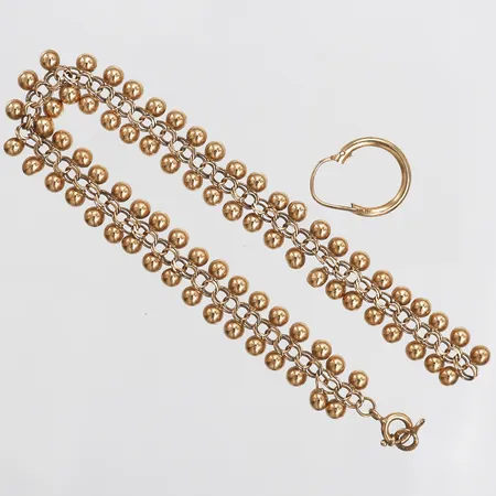 Diverse guld, skadat /defekt, 18K guld Vikt: 5,9 g