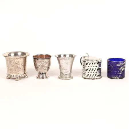 Tre bägare och en senapskanna, höjd 5-5,5cm, gravyr, skador, slitage, lagningar, silver. Vikt: 147,7 g