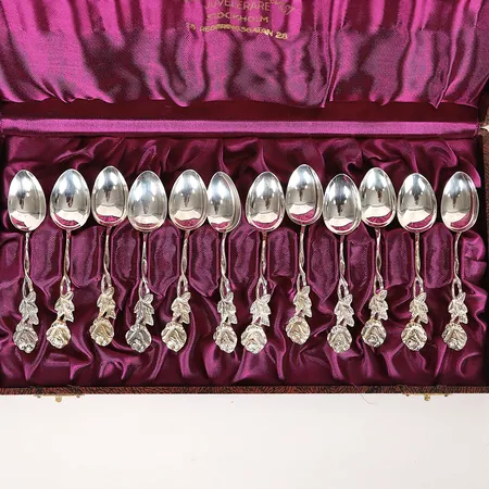 Tolv moccaskedar, modell Rosen, GEWE Silvervarufabriken AB, 1951-1959 Malmö, längd: 9cm, slitage, 830/1000 silver. Vikt: 91,5 g