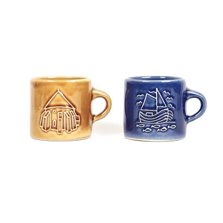Ett par kaffemuggar, Bornholm, keramik, höjd 6,5cm, smärre slitage.    Skickas med paket.
