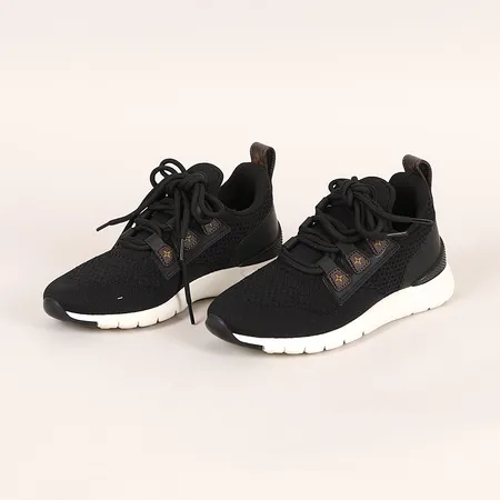 Ett par skor Louis Vuitton, "Aftergame trainers", stl 35, dustbag, box, extra skosnören, smärre slitage.