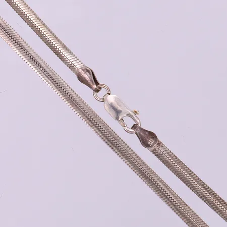 Kedja, längd 45,5cm, bredd 3,5mm, silver 925/1000.  Vikt: 11,5 g