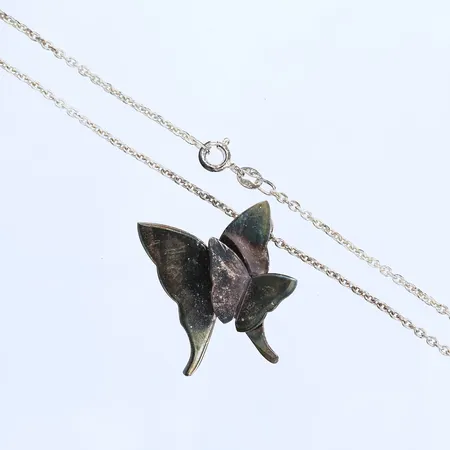 Collier, Efva Attling, "Miss Butterfly Pendant", Ankarlänk, längd: 45cm, bredd: 1mm, hängets mått: 35 x 30mm, silver Vikt: 7,9 g