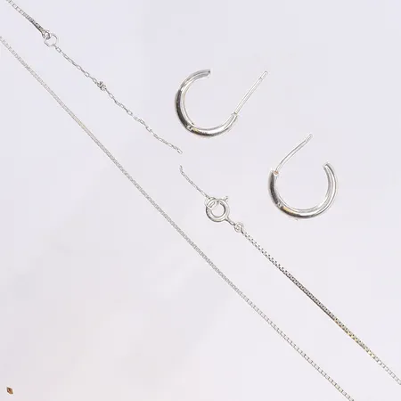 Diverse silver defekt 830/1000 Vikt: 3,9 g