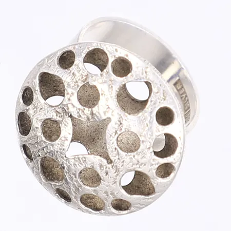 Ring, stl 17, bredd 4-22mm, något ojämn, silver 925/1000 Vikt: 5 g