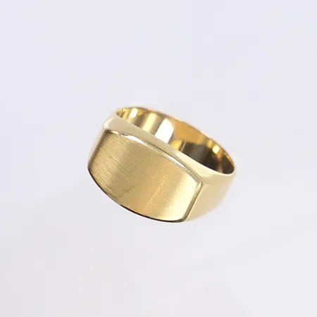 Klackring, stl 20¼, bredd 6-12mm, ihålig, 18K Vikt: 6,3 g