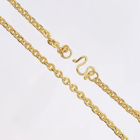 Halskedja, 39cm, bredd 3,5mm, 23K ½Baht Vikt: 7,6 g