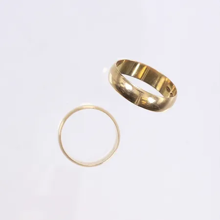 2 ringar defekt/gravyr 18K Vikt: 11 g