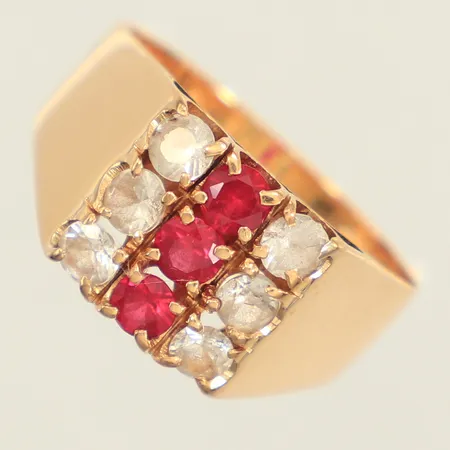Ring, röda och vita stenar, stl 17½, bredd 3,4-9,6mm, 18K Vikt: 4,1 g