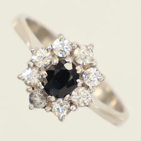 Ring, stenar, stl 17½, bredd 2,5-11,3mm, silver 925/1000 Vikt: 2,9 g